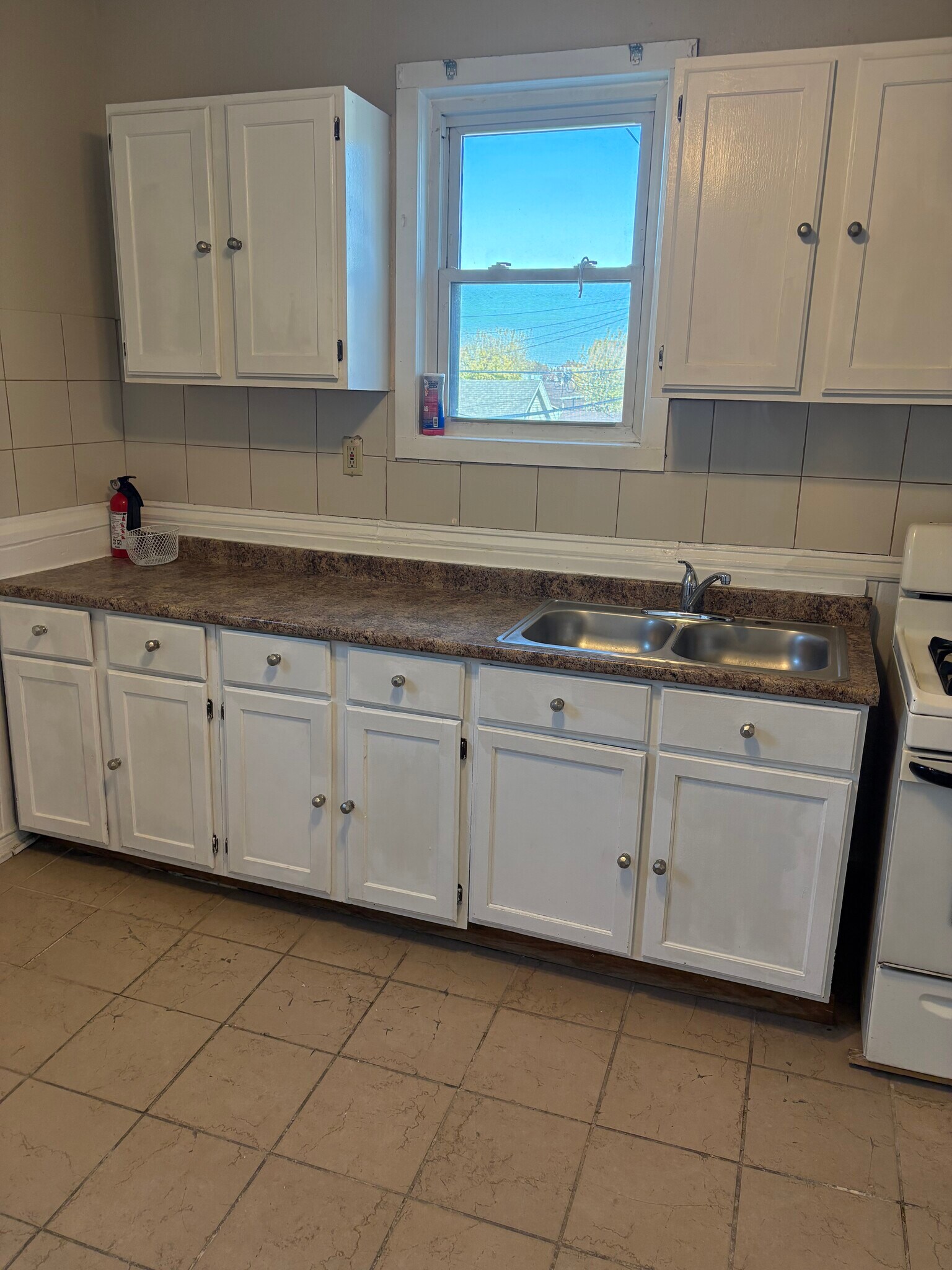 kitchen - 1657 S 11th St