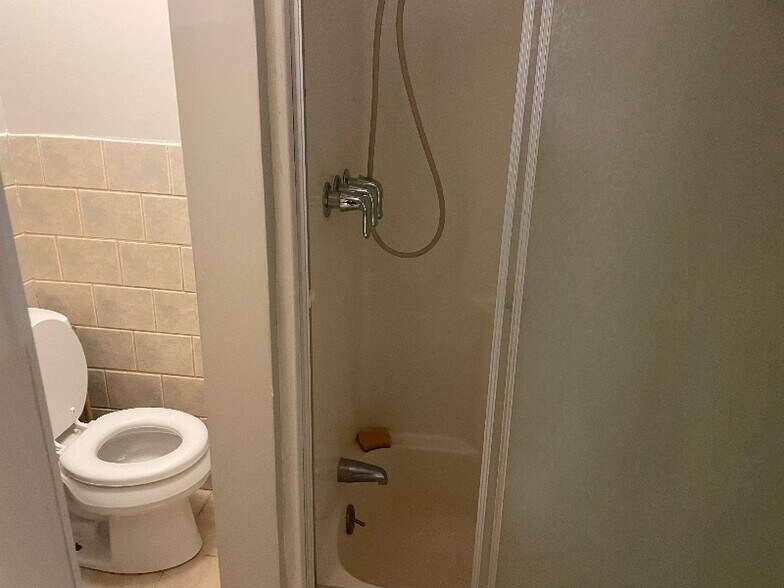 Building Photo - 3187 Abbott Rd