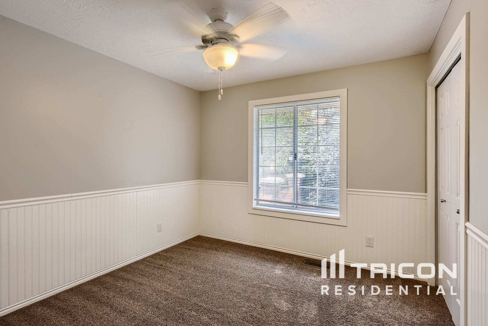 Building Photo - 1425 E 2400 N
