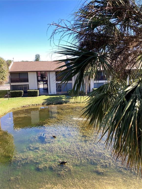 Building Photo - 3840 N Lake Dr