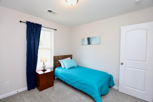 Building Photo - 4415 Patriot Pkwy