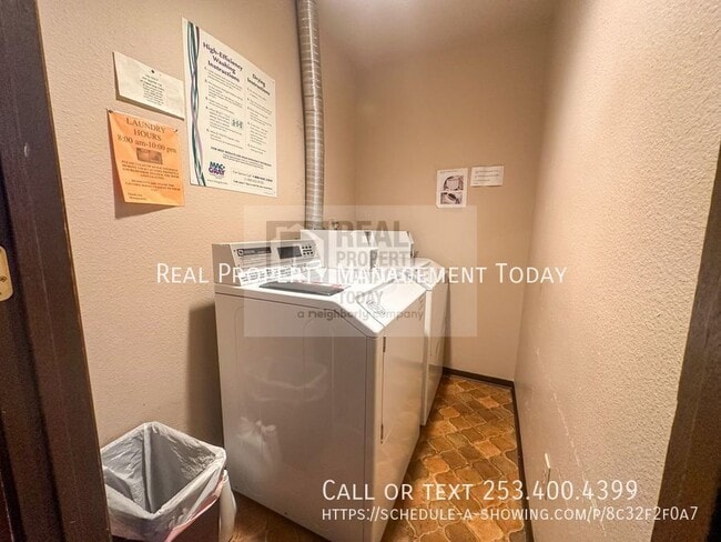 Building Photo - 2 Bedroom Condo in Tacoma!