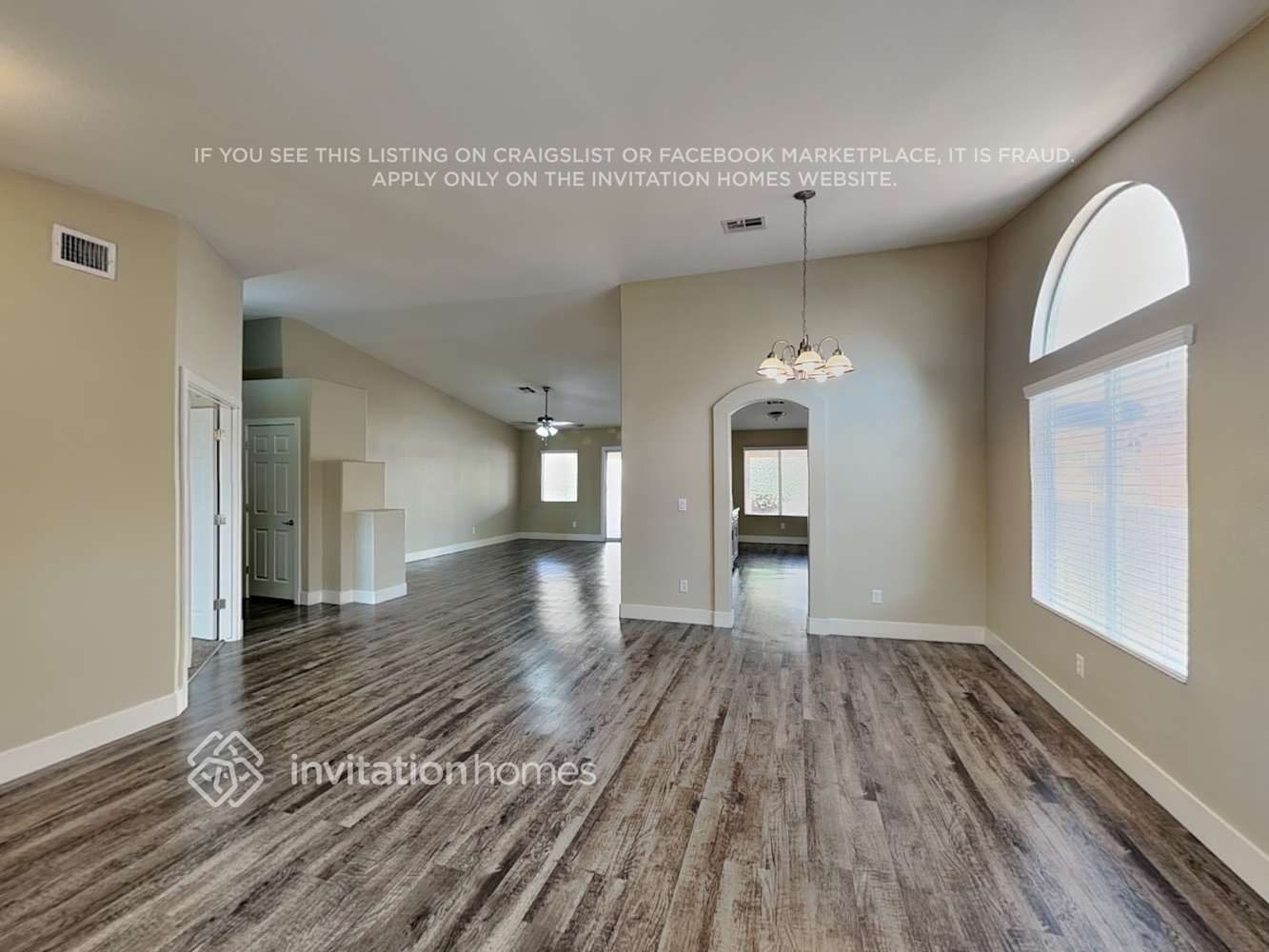 Building Photo - 531 Trocadero St