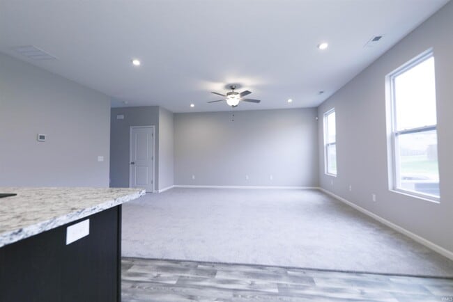 Building Photo - 3595 Canal Square Dr