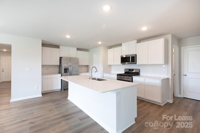 Building Photo - 10350 Chatham Run Ln