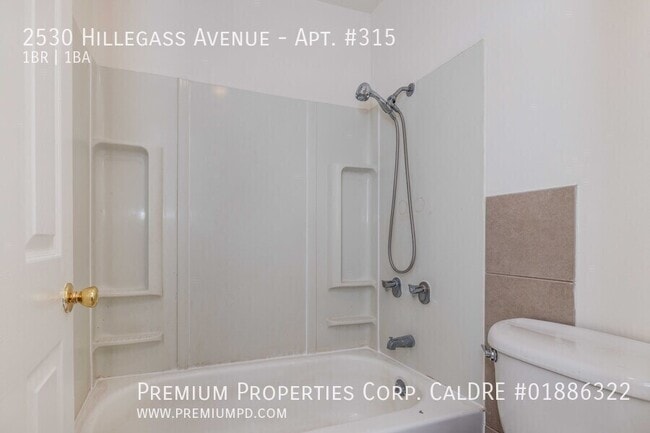 Building Photo - 2530 Hillegass Ave