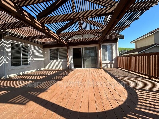 Building Photo - 1829 Nephi Dr