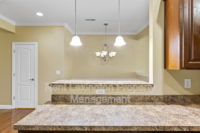 Building Photo - 4464 Stuart Hall Blvd