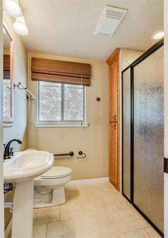 Building Photo - 1822 Silverside Dr