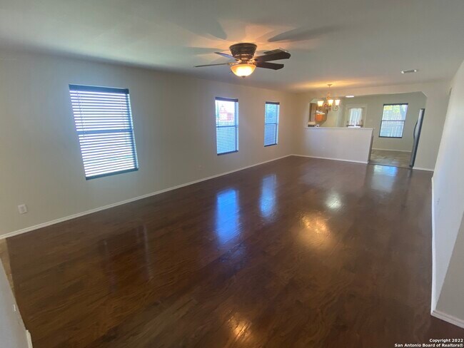 Building Photo - 16407 Runaway Crown