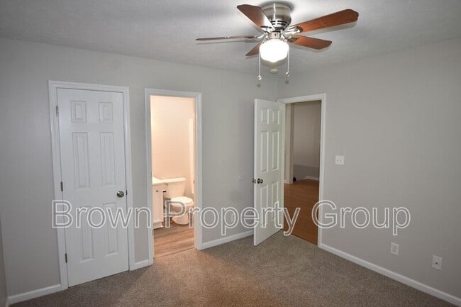 Building Photo - 303 Hinsdale Ave