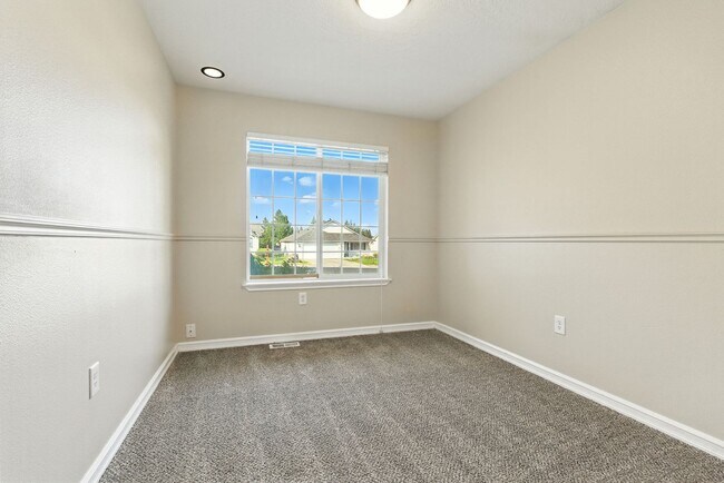 Building Photo - Charming 3 Bedroom Spokane Valley Home – Available Now!