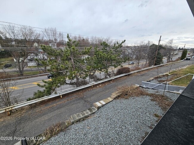 Building Photo - 92 Diamond Ave