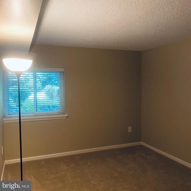 Building Photo - 11723 Karbon Hill Ct
