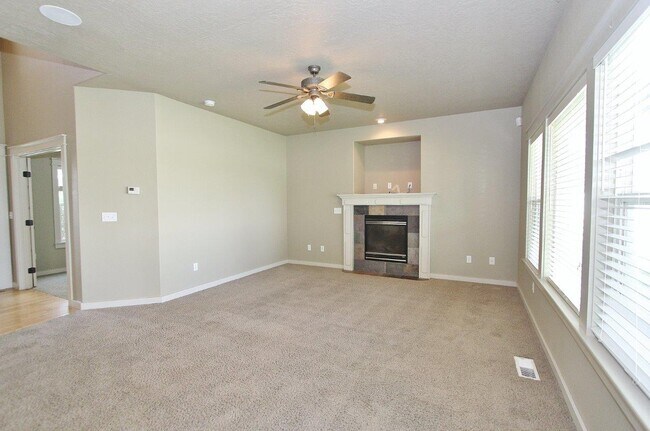 Building Photo - 5256 W McMurtrey St