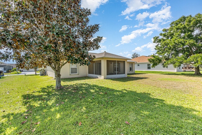 Building Photo - 1742 Laramie Cir