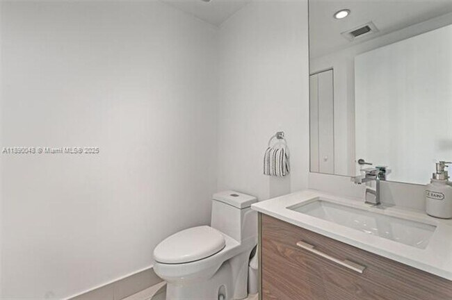 Building Photo - 1300 S Miami Ave