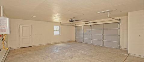Building Photo - 8435 Buena Vista Ave