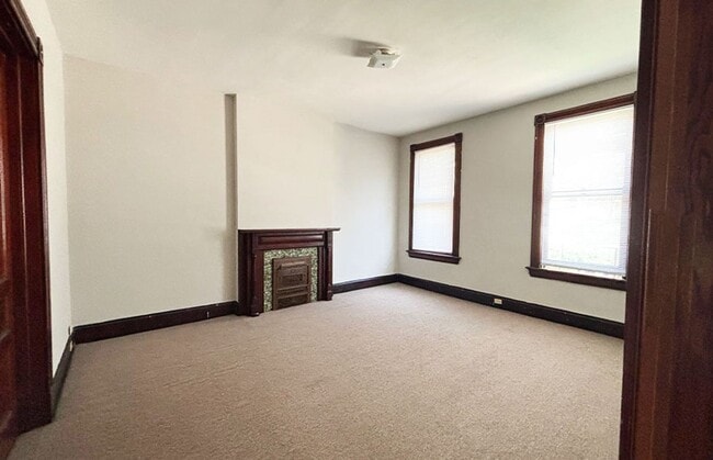 Building Photo - 511 Lowell Ave