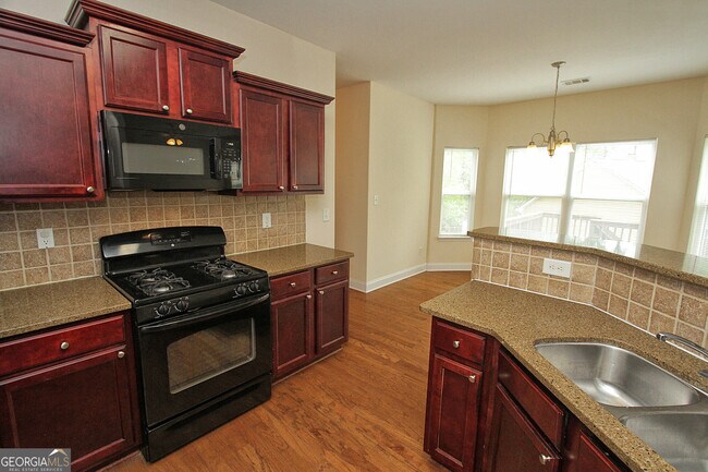 Building Photo - 728 Castle Top Ct SE