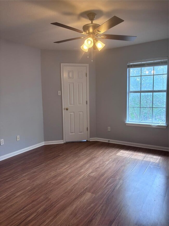 Building Photo - 1704 Lynnville Trail