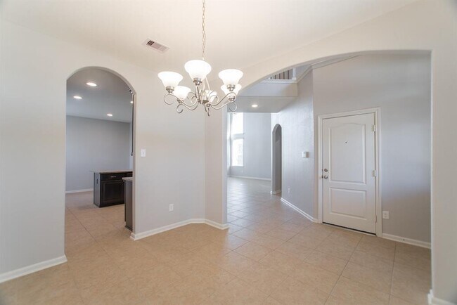 Building Photo - 8 Florentino Vine Pl