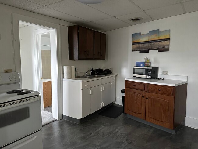 Building Photo - 269 New Scotland Ave