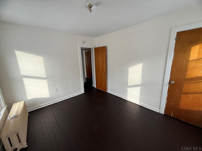 Building Photo - 85-87 Grass Ave