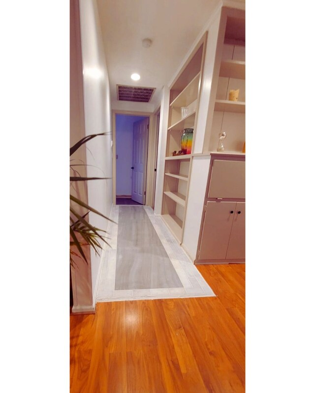 Building Photo - 2 Newtown Turnpike