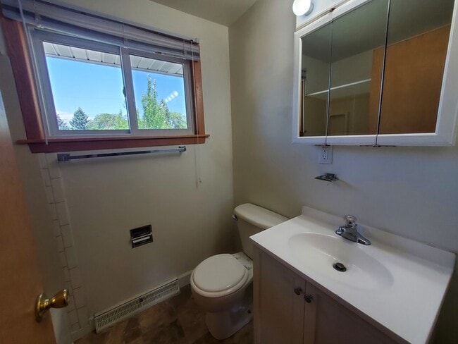 Building Photo - 1414.5 S 14th St