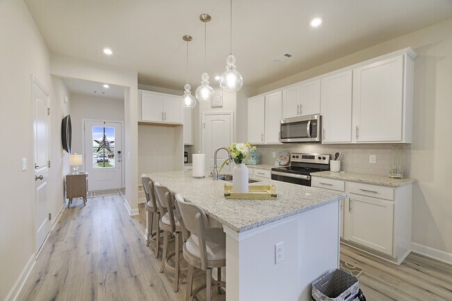 Building Photo - 546 Becks Pl