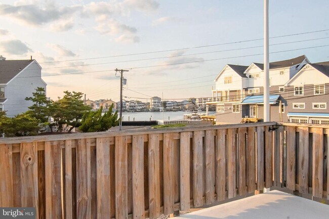 Building Photo - 100 Sheridan Square