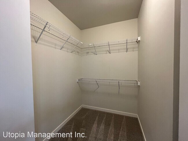 Building Photo - 4 br, 2 bath House - 540 Harman Way