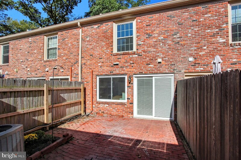 Building Photo - 442 Old Penllyn Pike