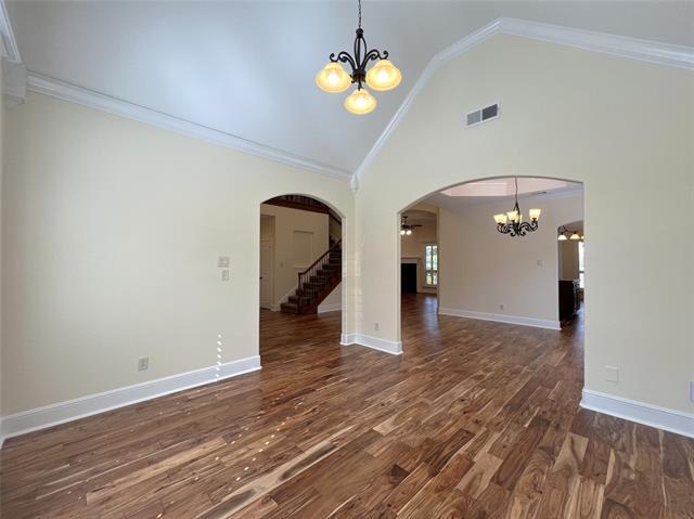 Building Photo - 609 Goliad Dr