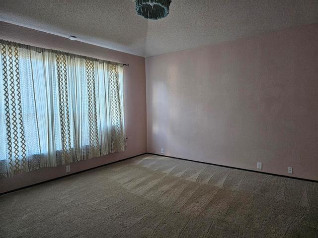 Building Photo - 4611 Shorewood Dr