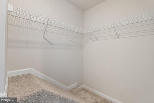 Building Photo - 105 Milburn Dr