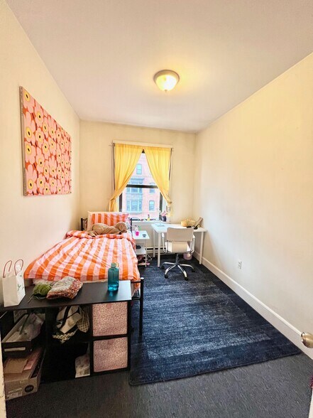 Building Photo - 616 Columbus Ave