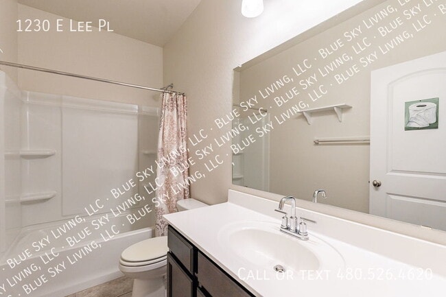 Building Photo - 1230 E Lee Pl