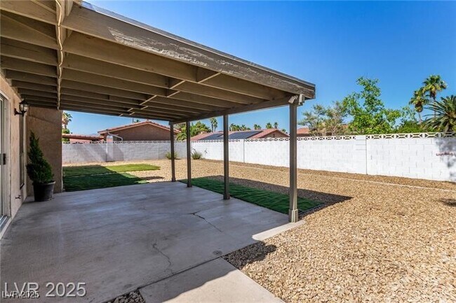 Building Photo - 3826 S Edmond St