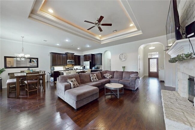 Building Photo - 2507 Hailes Ln