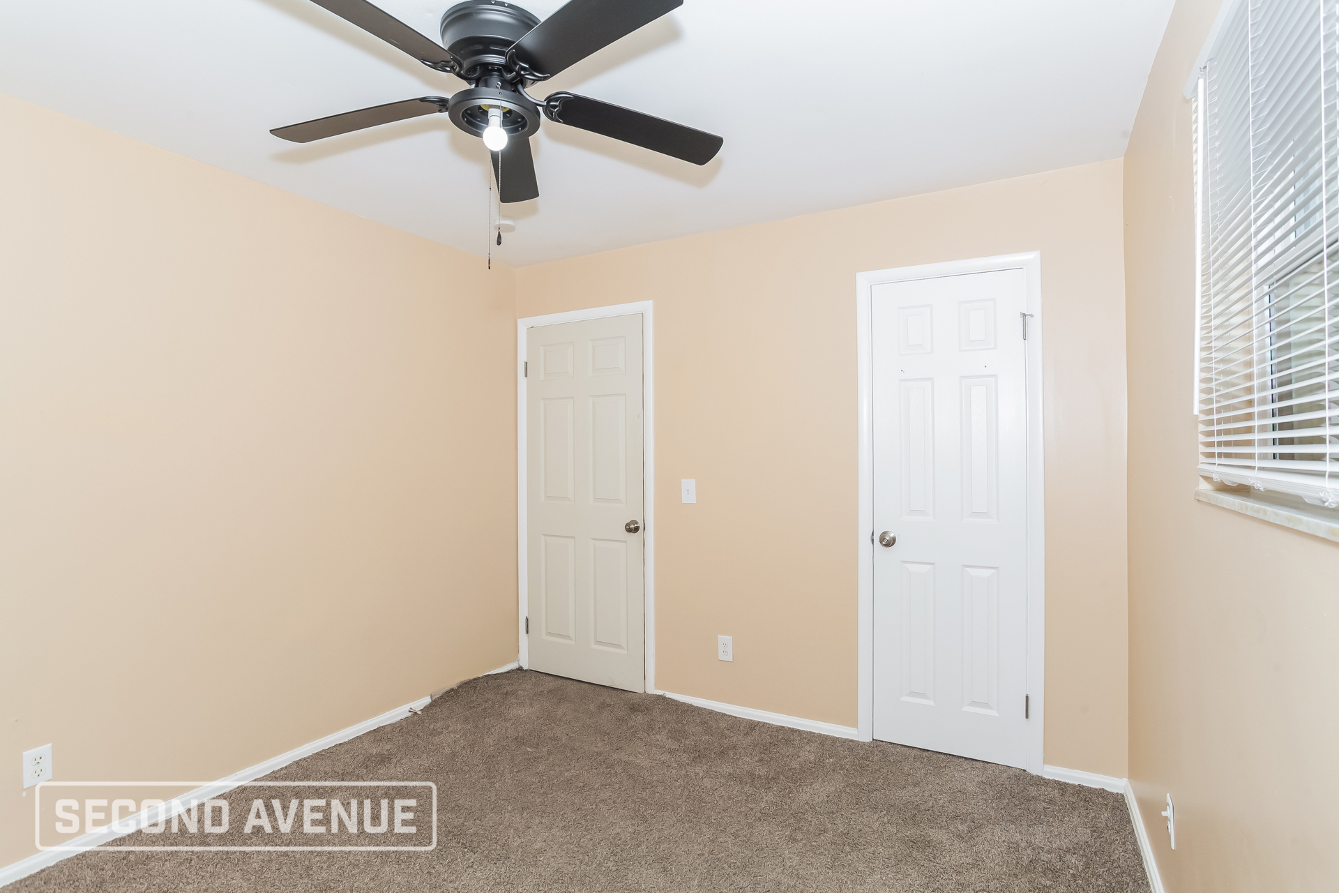 Building Photo - 3839 Standish Ave