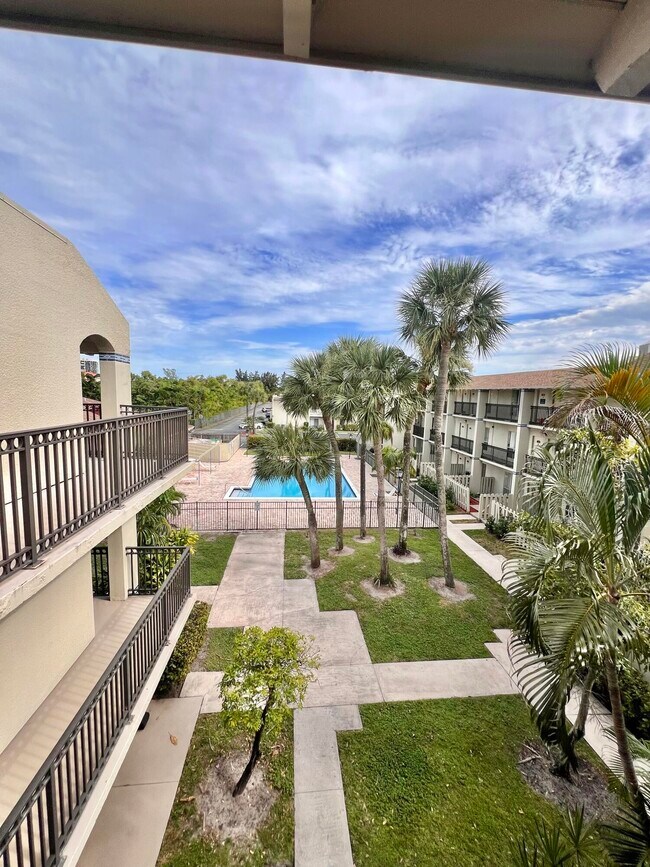 Building Photo - 1500 N Congress Ave