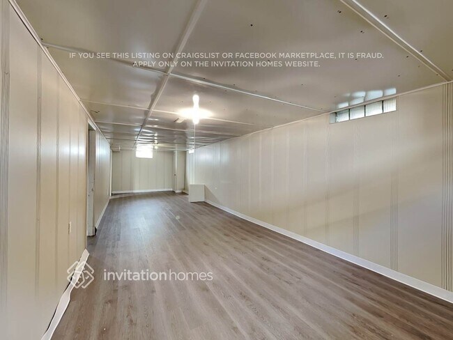 Building Photo - 2113 55th Ave N