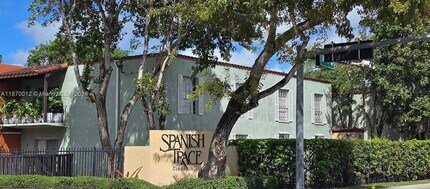 Building Photo - 10822 N Kendall Dr