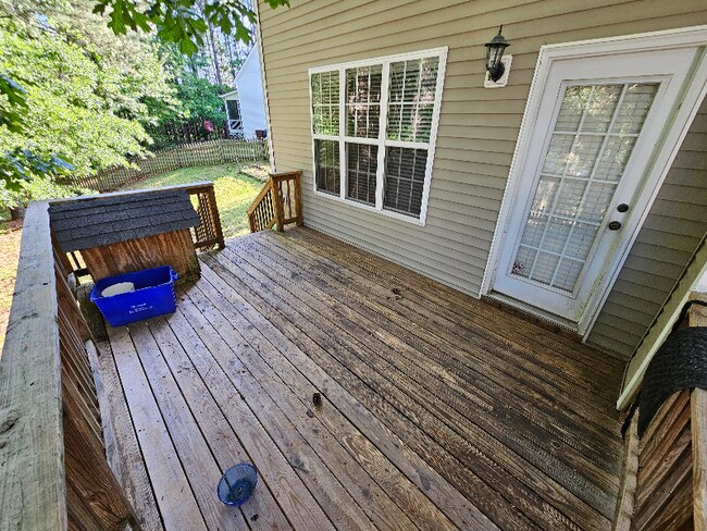 Building Photo - 10 Highgrove Ln