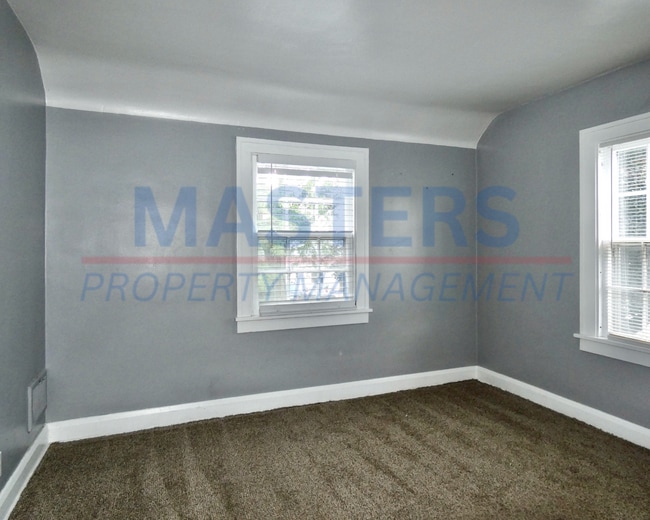 Building Photo - 3 Bedroom House for Rent