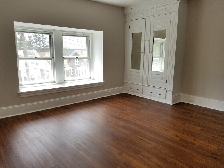 Building Photo - 4541 Manayunk Ave