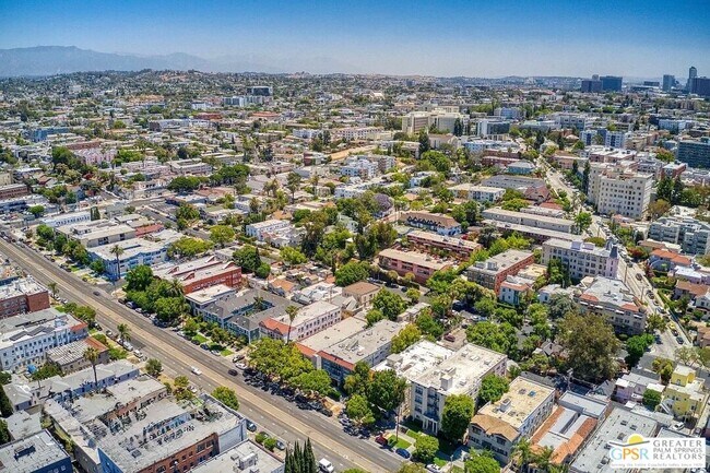 Building Photo - 446 S Rampart Blvd