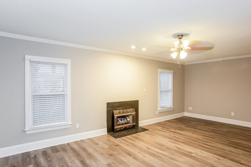 Building Photo - 6009 Burnt Mill Run